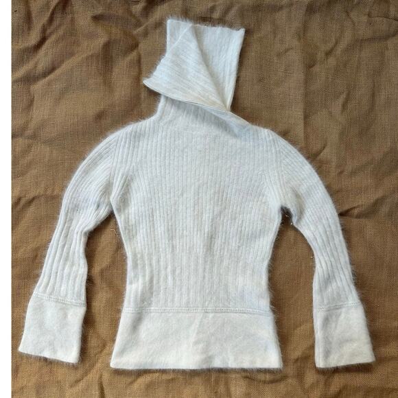 Angora Fuzzy Vintage sweater White turtleneck Pullover side zipper Sz S/M - Picture 1 of 11
